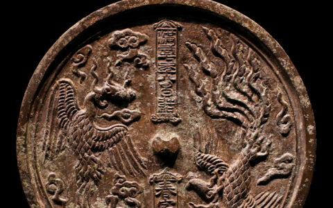 镜分鸾凤的释义_解释_出处