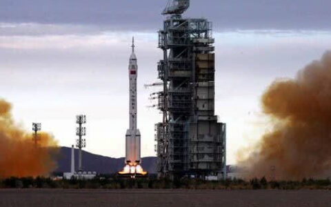 航空大学哪个好？别光看排名，内行人教你3步选对未来的“飞天路”