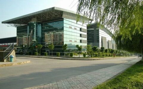 当艺术遇上信息科技：重庆邮电大学美术专业的破圈之路与育人实践