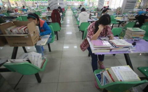 二本低分大学有哪些好吃？这8所高校食堂，让低分考生幸福感爆棚