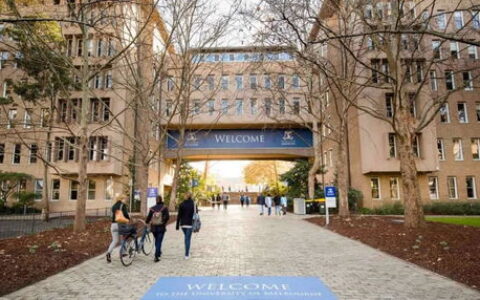 墨尔本大学在哪个国家？别笑，这个问题背后藏着一个“顶级留学”的秘密