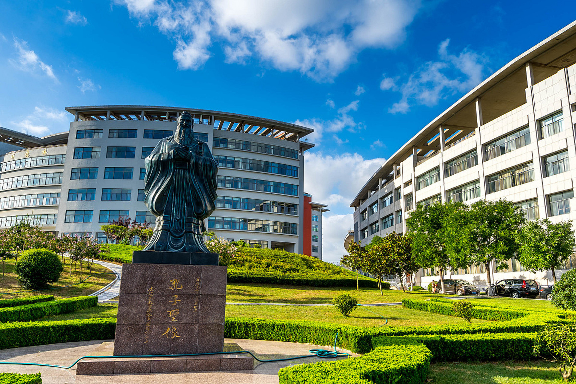 青岛科技大学怎么样