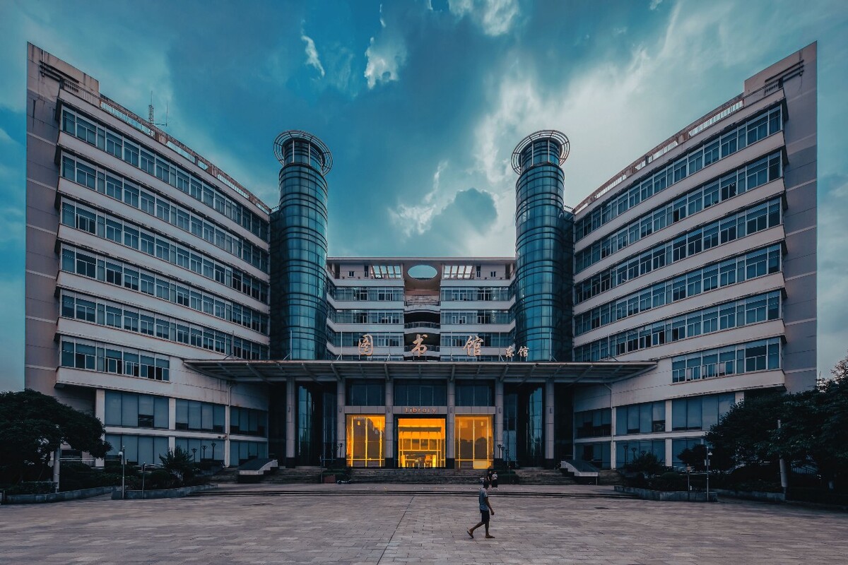 林科大中南林业科技大学